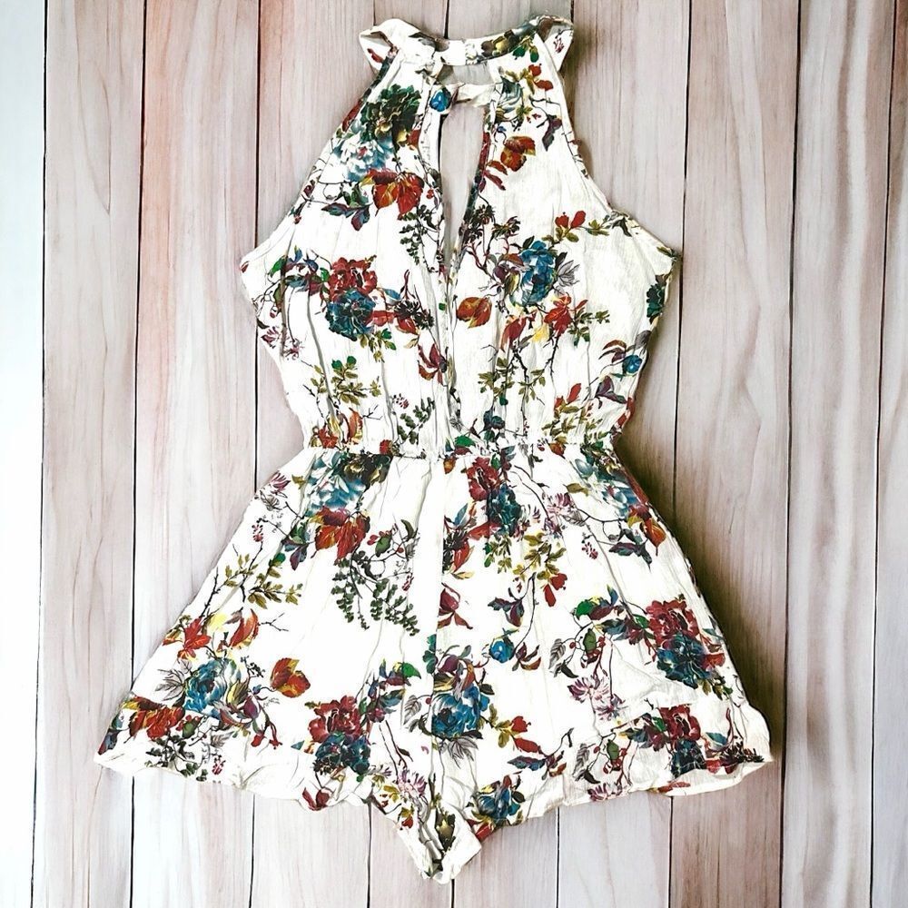 🔴2 for 40🔴Infinity Raine romper white floral print choker neck wrap lined S.